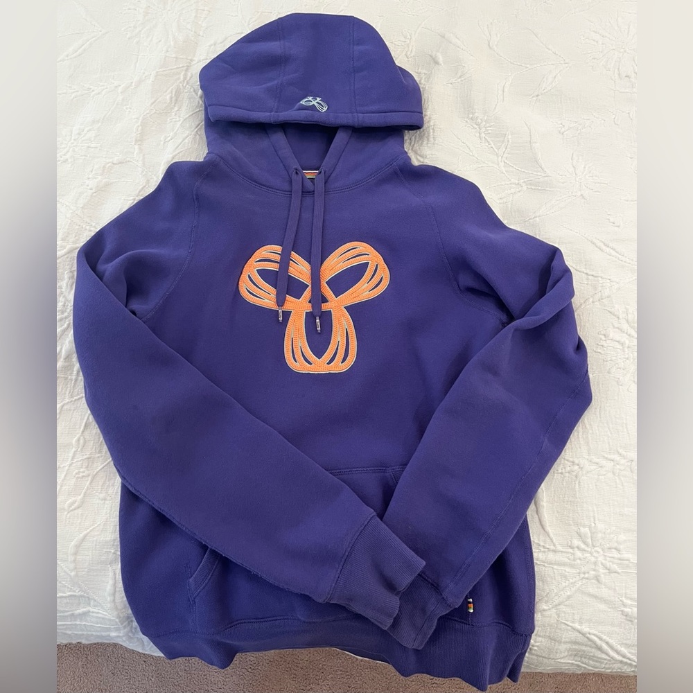 Cozy fleece lined TNA sportswear hoodie